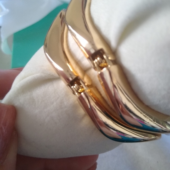 Gold Wavy Bangle Bracelets, Set of 2 - Picture 3 of 5